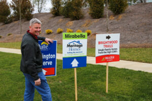 Homebuilder Sign Installation